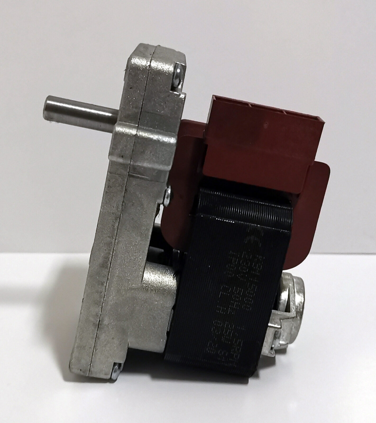 Motoréducteur Kenta K9115002 - 230V 50Hz 28W - Vitesse 1,5 Tr/min - Axe 9,5mm - Fabriqué En Italie